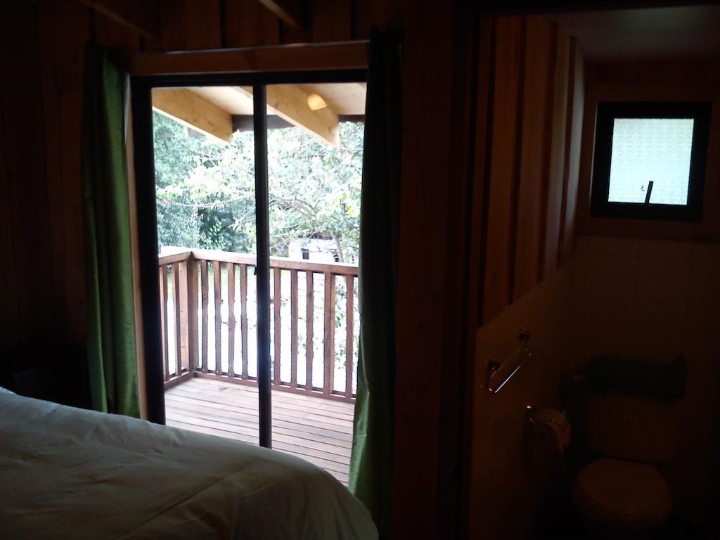 Hostal Los Alamos Neltume Bagian luar foto