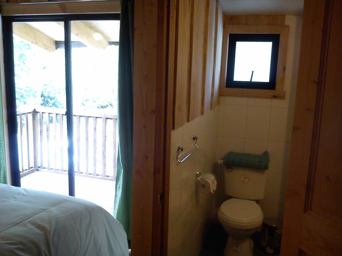 Hostal Los Alamos Neltume Bagian luar foto